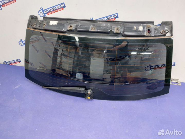 Стекло крышки багажника Volkswagen Touareg 7L 2006