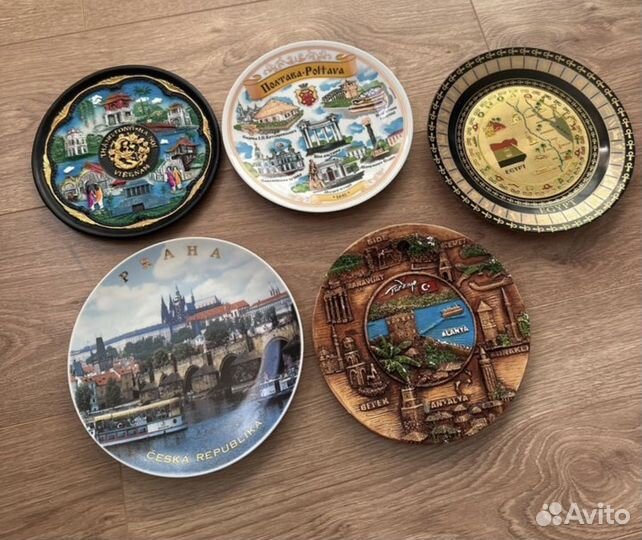 Декоративная настенная тарелка страны мира