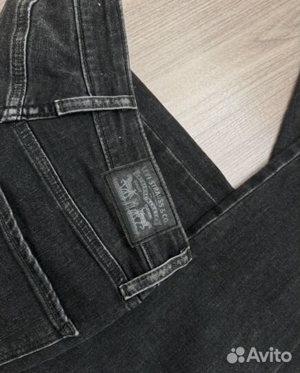 Джинсы levis