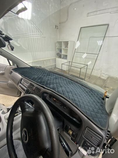 Накидка на панель Мазда Бонго Френди