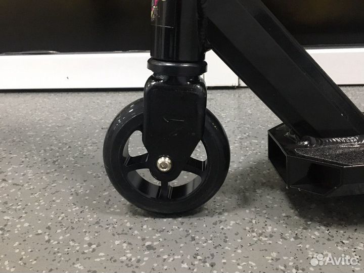 Самокат трюковый Scooter Monster