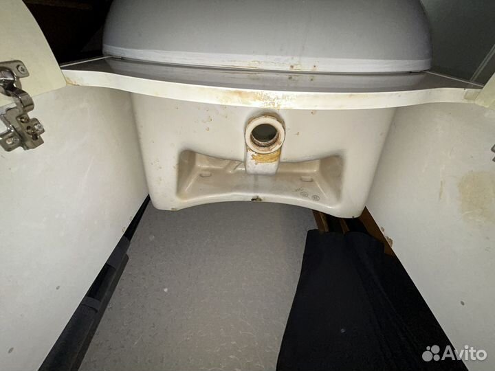 Тумба с раковиной для ванной бу