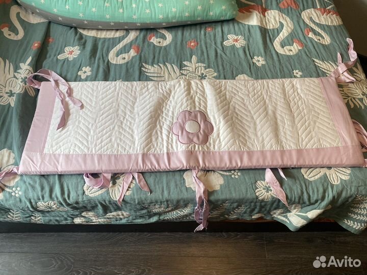 Бортики в детскую кроватку