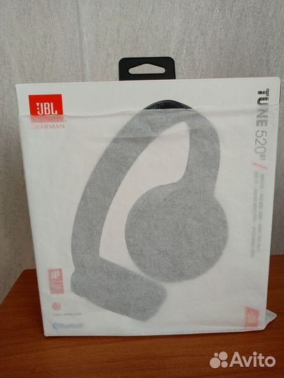 Наушники JBL tune 520BT