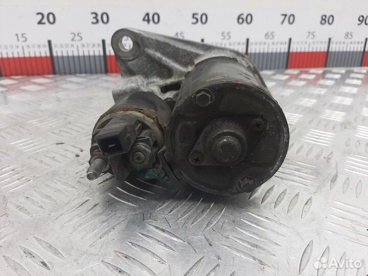 Стартер для Volkswagen Polo 4 02T911023G