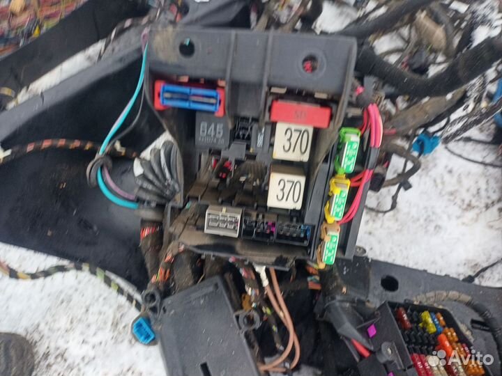 Блоки, фишки, разъемы, реле VAG