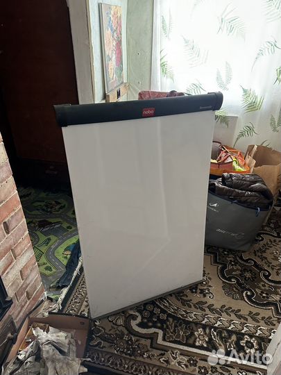 Доска флипчарт практически новая с компл.бумаги