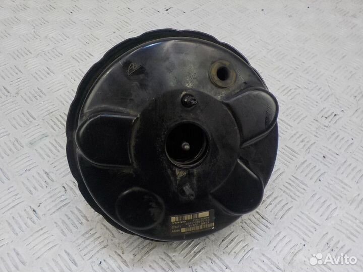 Усилитель тормозов вакуумный Volvo V70