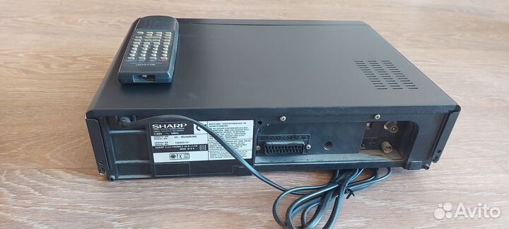Видеомагнитофон sharp