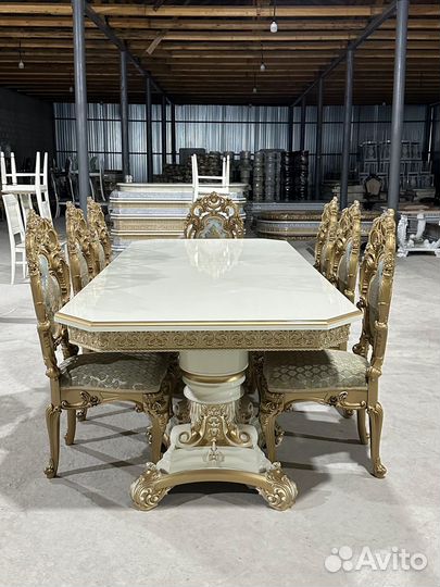 Стол «Голд Борокко»