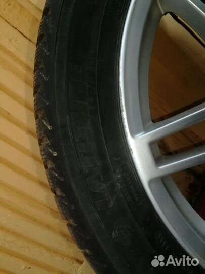 Michelin Latitude Alpin 255/45 R20