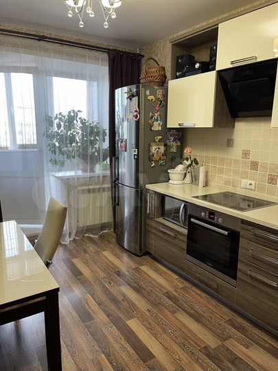 2-к. квартира, 62 м², 7/15 эт.