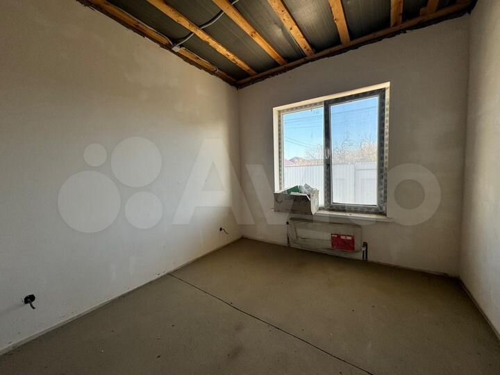 Дом 79 м² на участке 5 сот.