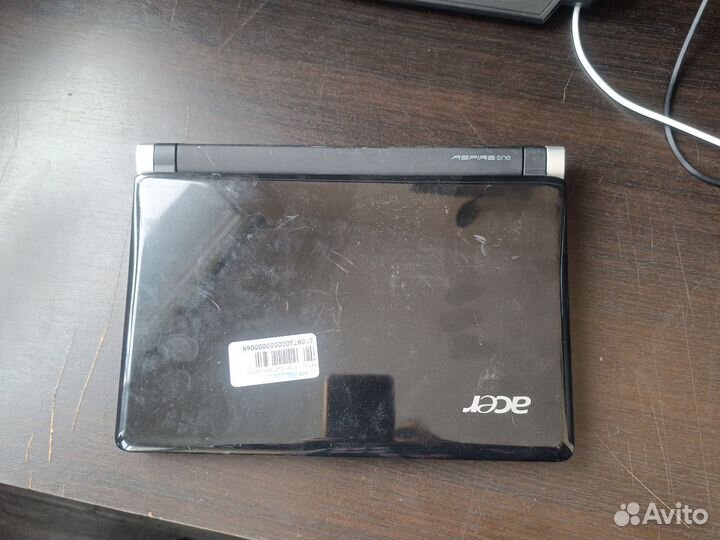 Acer aspire one