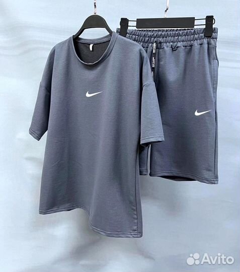 Спортивный летний костюм Nike