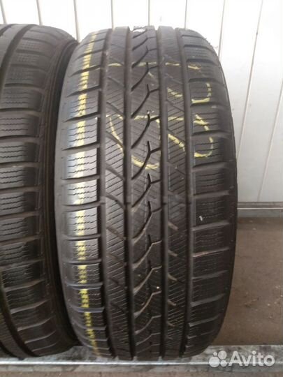 Falken Eurowinter HS-439 215/55 R17