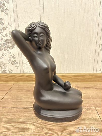 Бюст девушка