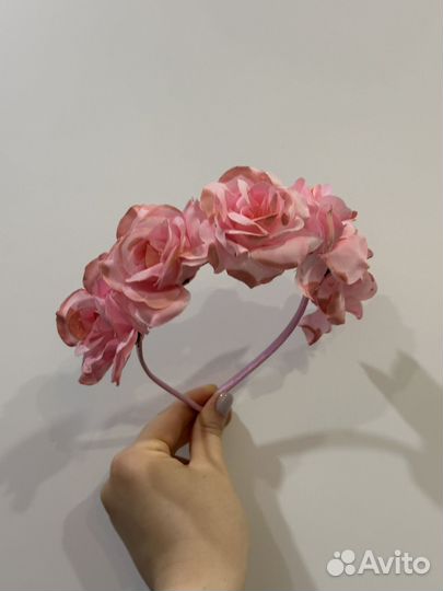 Ободок из роз