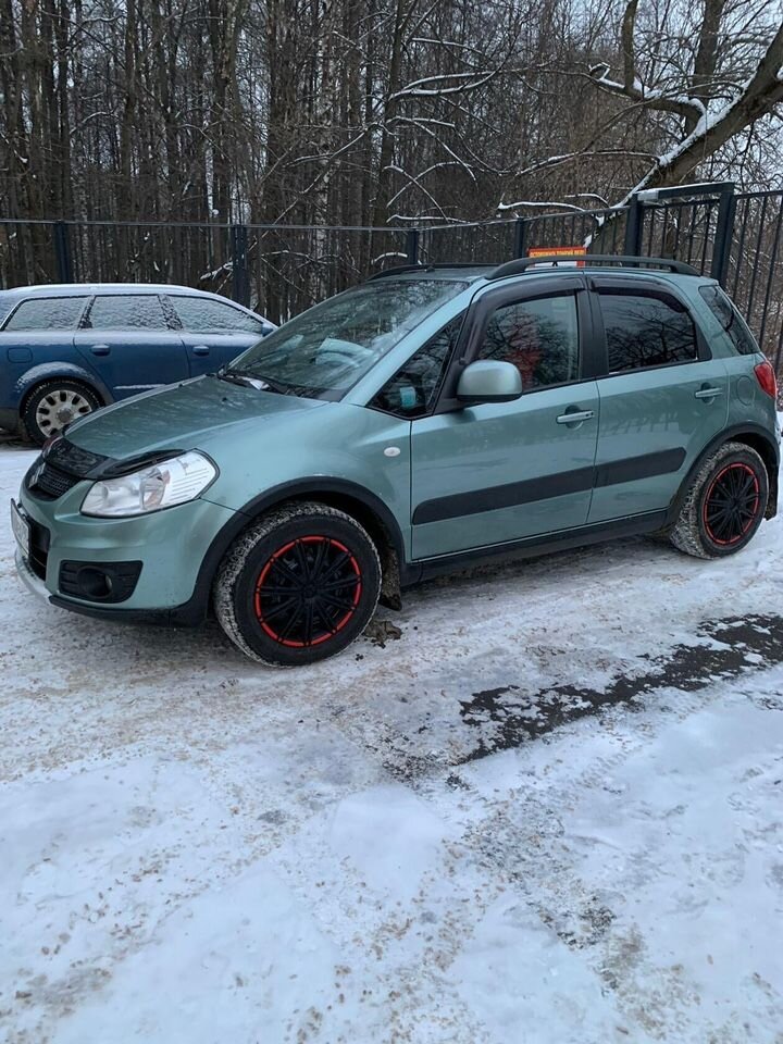 Suzuki SX4: фото владельца