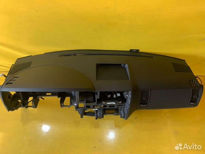 Торпедо, парприз Toyota Sequoia