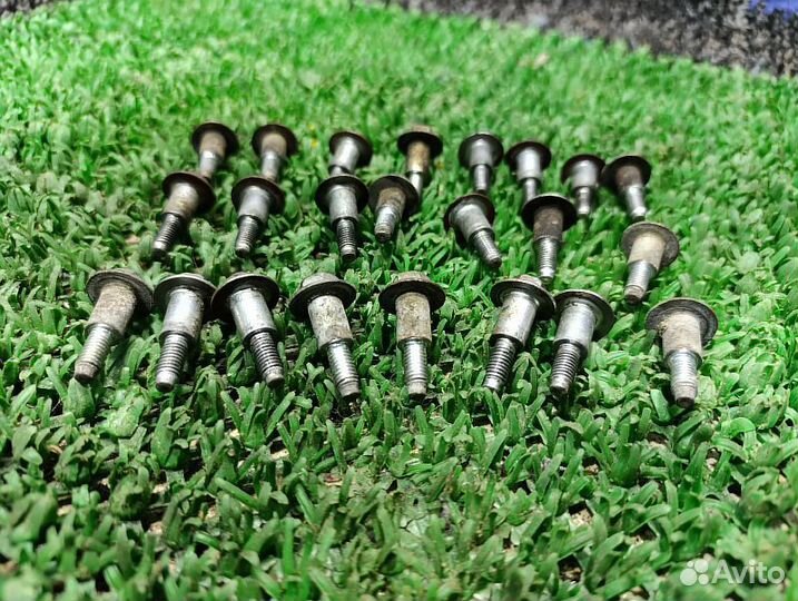 Болт крышки грм Nissan Pathfinder