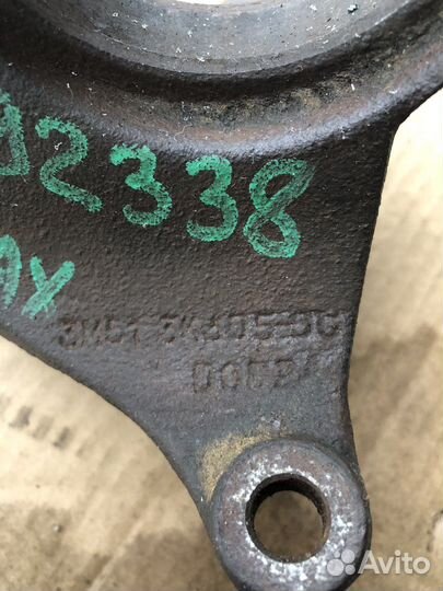 Кронштейн приводного вала Форд Фокус