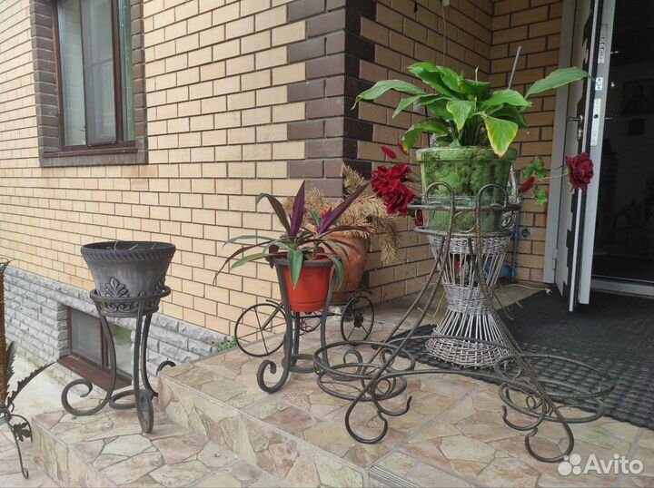 Подставка для цветов