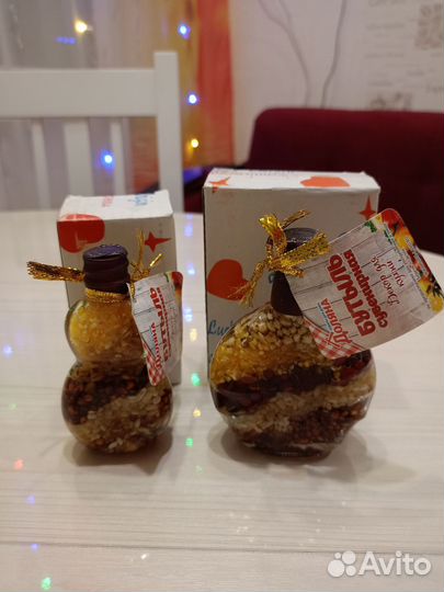 Набор сувенирных бутылочек на кухню