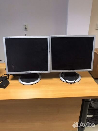 Монитор Samsung syncmaster 740n