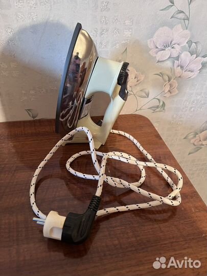 Утюг СССР iron новый