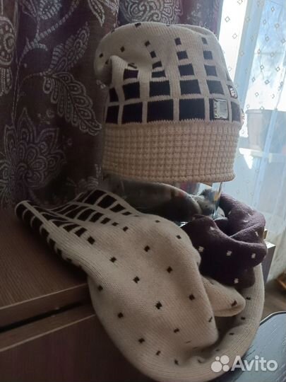 Женский набор шапка и шарф