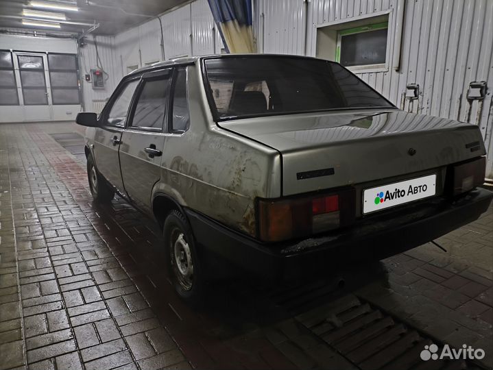 ВАЗ 21099 1.5 МТ, 2000, 320 000 км