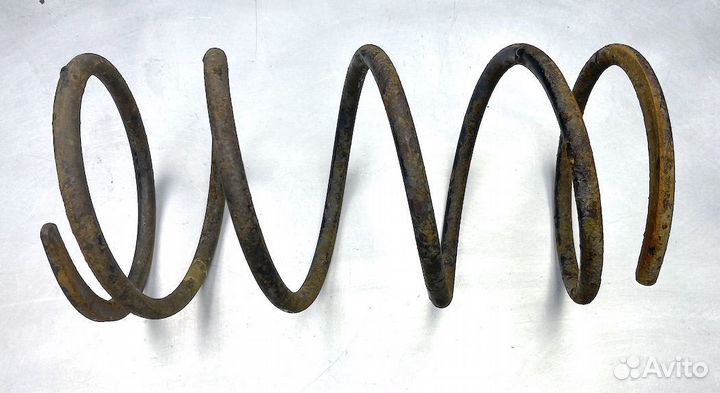 Мицубиси Галант Пружина передняя