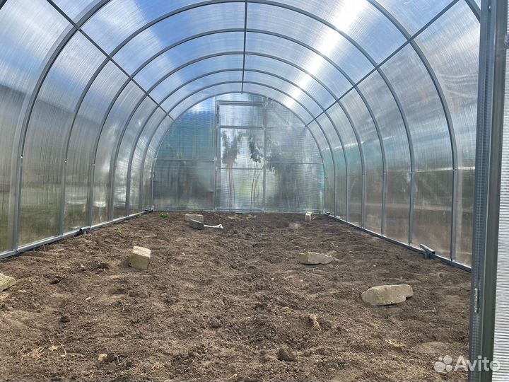 Теплица из поликарбоната h-2311