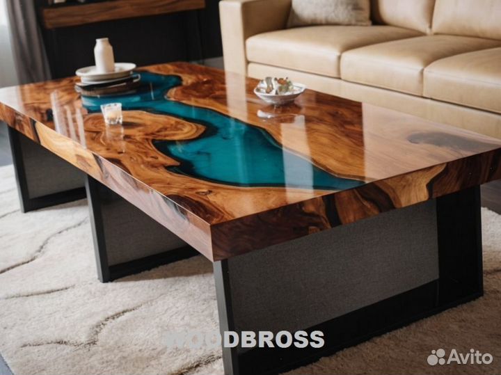 Стол из Эпоксидки и дерева с завода