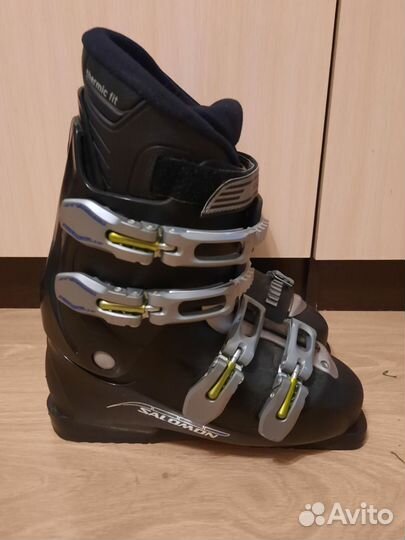 Горнолыжные ботинки женские