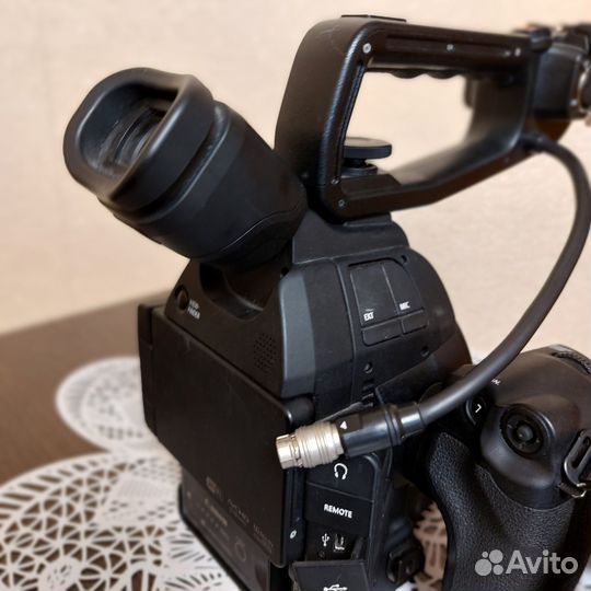 Кинокамера Canon EOS C100 Mark II