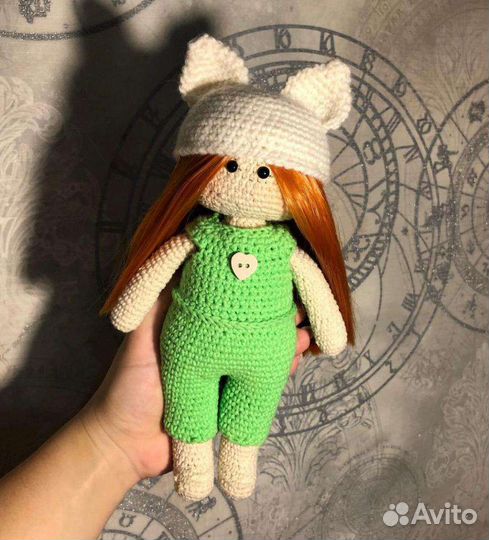 Вязаная кукла