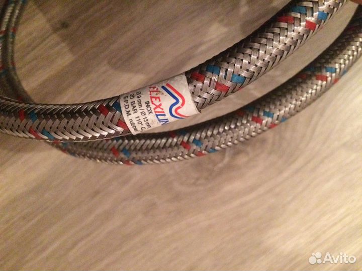 Гибкая подводка flexiline