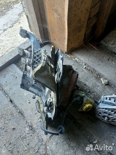 Запчасти на volkswagen Т4