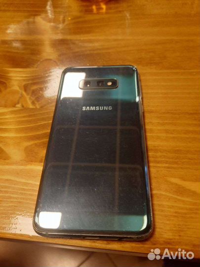 Samsung S10e 6/128Gb