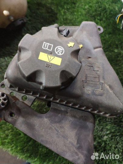 Бачок расширительный Bmw 520D F10 B47 2014