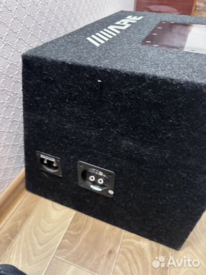 Сабвуфер alpine