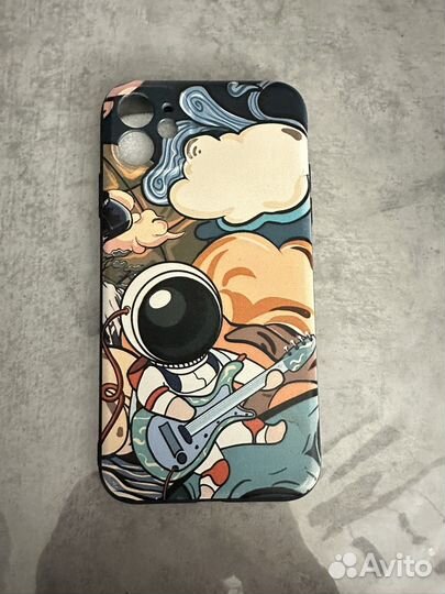 Чехол на iPhone 11