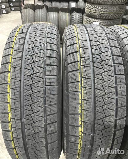 Formula Ice FR 215/60 R17 105Q