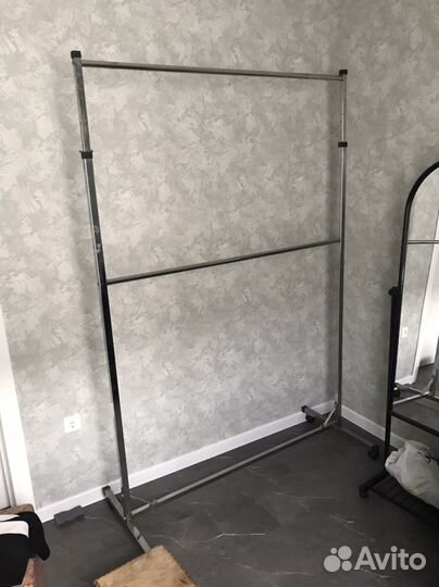 Вешалка напольная