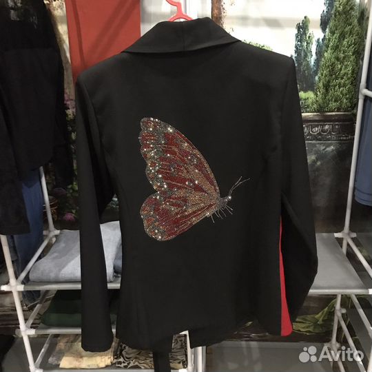 Брючный костюм