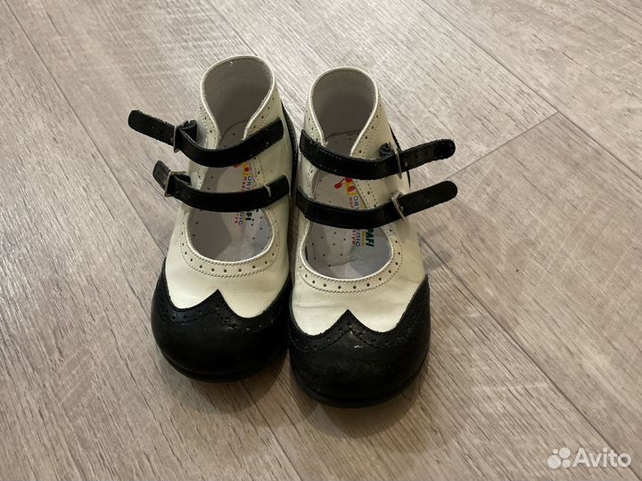 Ботинки детские кожаные 25 размер