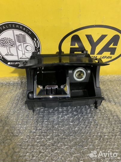 Пепельница w203