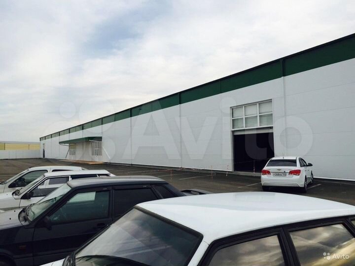 Торгово-Складские помещения на фасаде, 668 м²